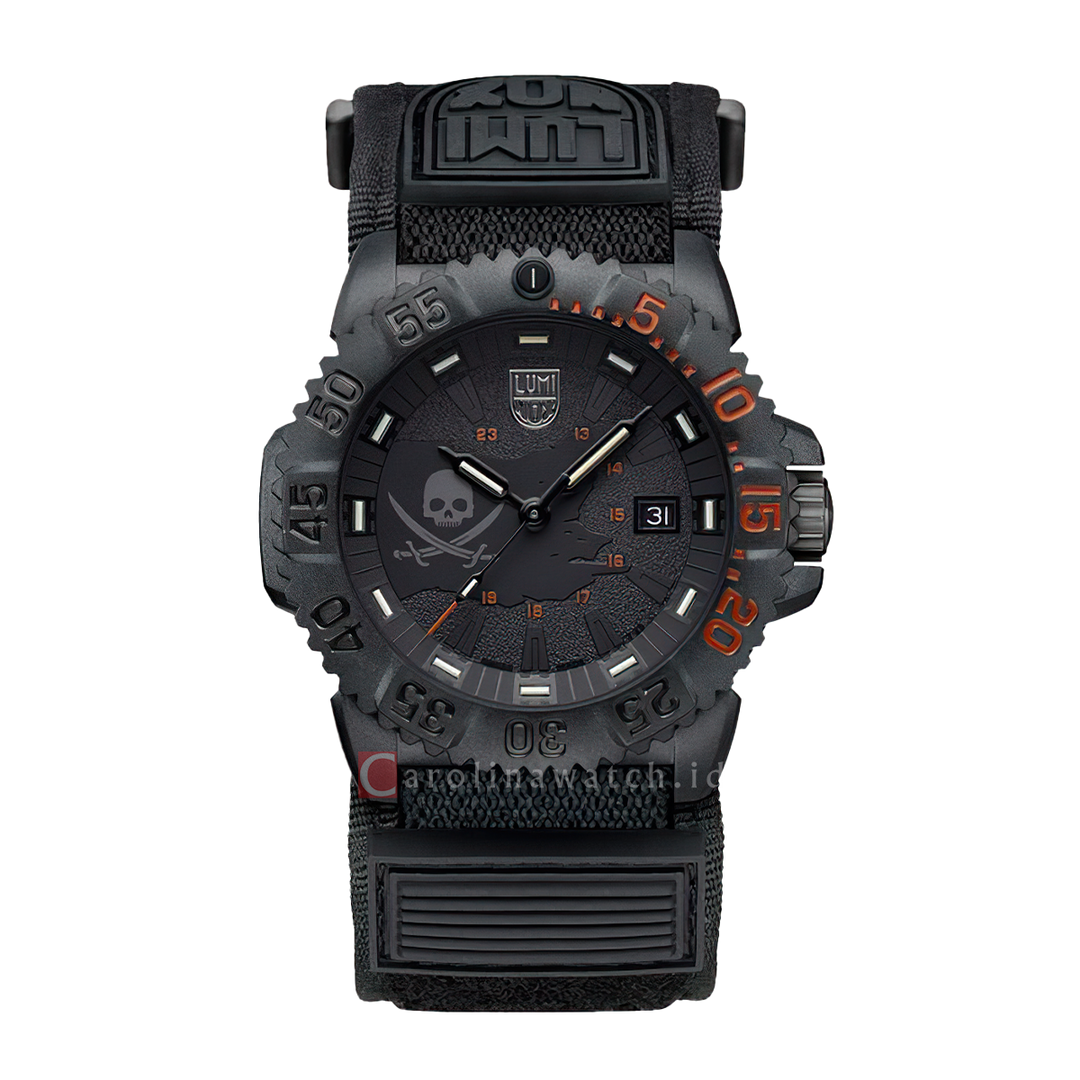 Jam Tangan LUMINOX Men Navy Seal Pirate Watch Black Dial Velcro fast strap Limited Edition