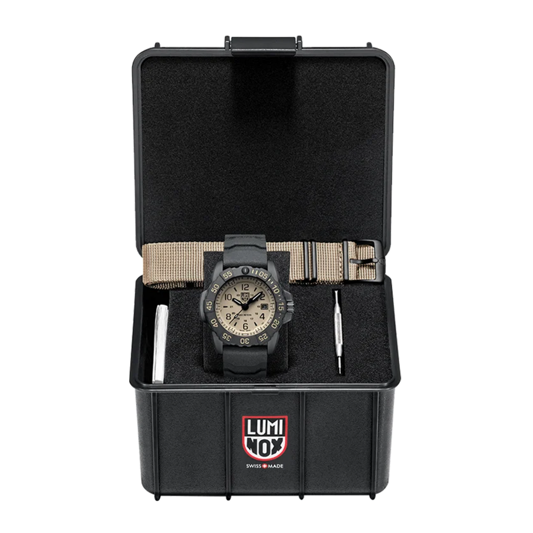 Jam Tangan LUMINOX Navy SEAL Foundation  L-3251.CBNSF.SET Men Analog Dial Black Rubber Strap