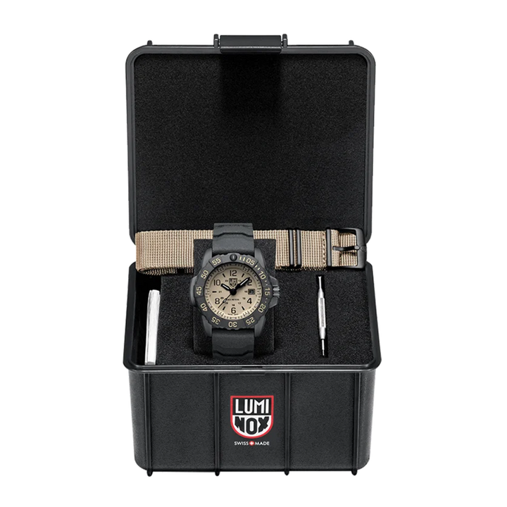 Jam Tangan LUMINOX Navy SEAL Foundation  L-3251.CBNSF.SET Men Analog Dial Black Rubber Strap