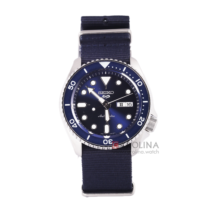 Jam Tangan Seiko 5 Sports SRPD51K2 Men SKX Sports Style Automatic Blue Dial Blue Nylon Strap