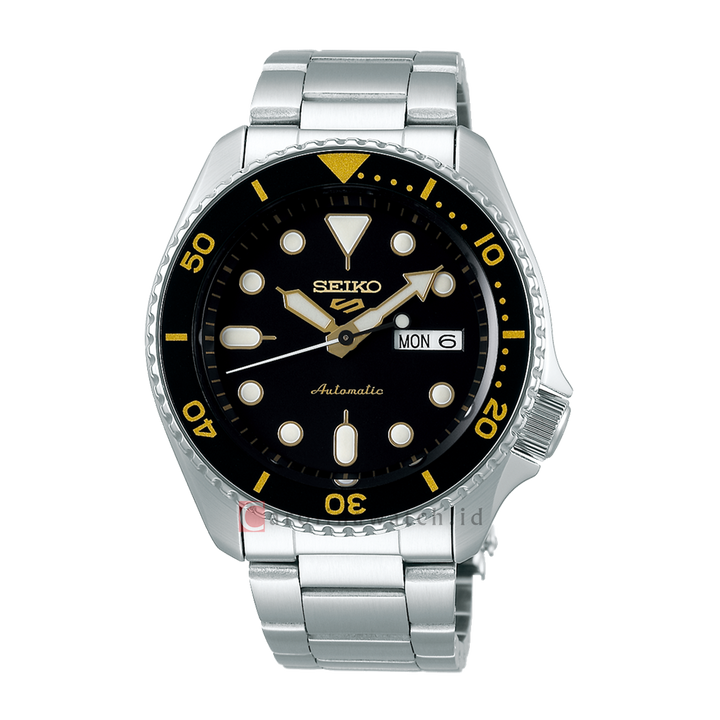 Jam Tangan Seiko 5 Sports SRPD57K1 Men SKX Sports Style Automatic Black Dial Stainless Steel Strap