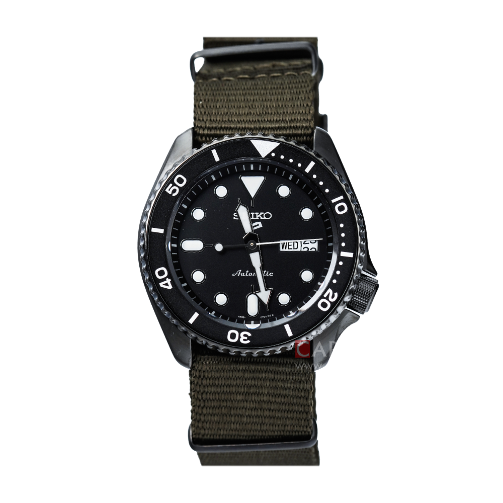 Jam Tangan Seiko 5 Sports SRPD65K4 Men SKX Sports Style Automatic Black Dial Green Nylon Strap