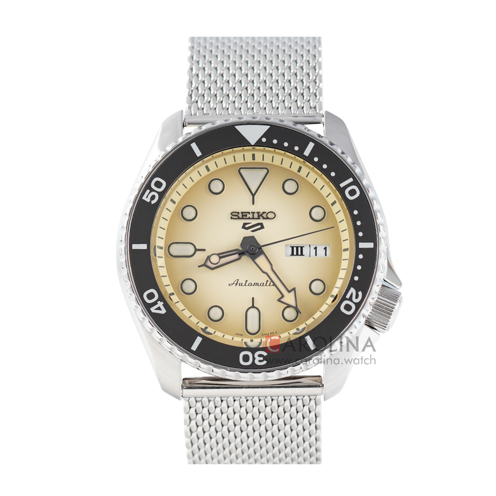 Jam Tangan Seiko 5 Sports SRPD67K1 Men SKX Sports Style Automatic Beige Dial Mesh Stainless Steel Strap