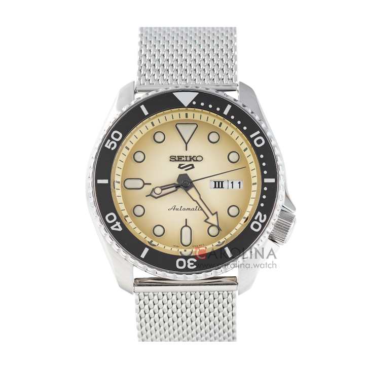 Jam Tangan Seiko 5 Sports SRPD67K1 Men SKX Sports Style Automatic Beige Dial Mesh Stainless Steel Strap