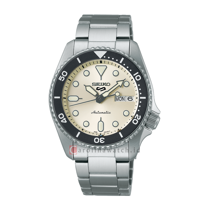 Jam Tangan Seiko 5 Sports SRPK31K1 Men 5KX Midi SKX Sports Style Biege Dial Stainless Steel Strap