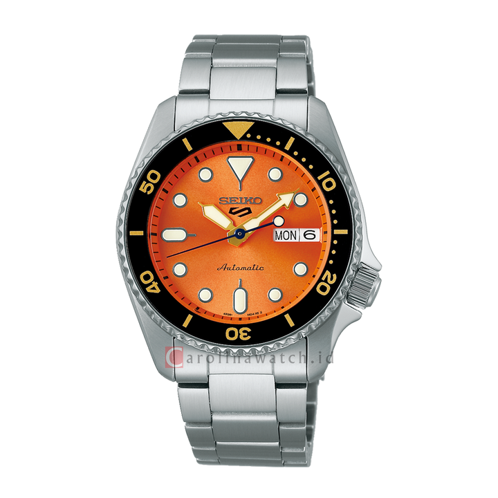 Jam Tangan Seiko 5 Sports SKX Midi Orange SRPK35K1 Men Orange Dial Stainless Steel Strap